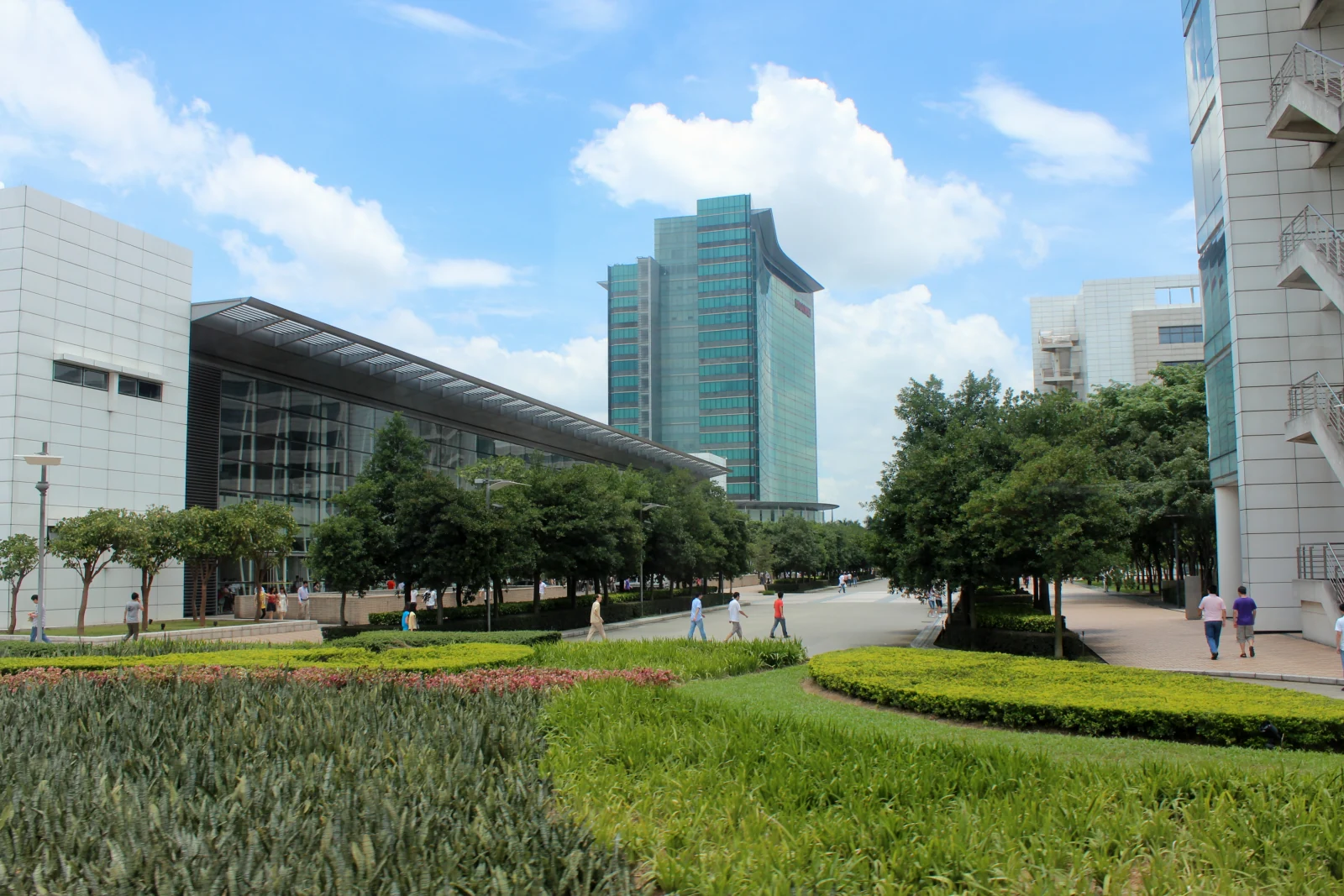 Office buildings and landscaped walkways at Huawei’s Bantian campus in Shenzhen.